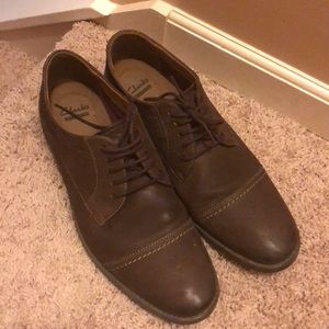 Men’s brown Clark’s dress shoes